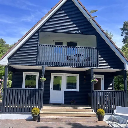 Cosy Lakeside With Option To Add Private Hot Tub Chalet *