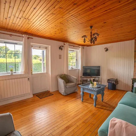 Cosy Lakeside With Option To Add Private Hot Tub Σαλέ