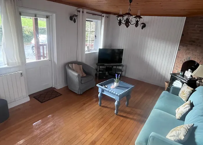 Cosy Lakeside With Option To Add Private Hot Tub Alpehytte *