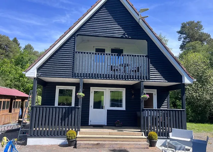 Cosy Lakeside With Option To Add Private Hot Tub Alpehytte *