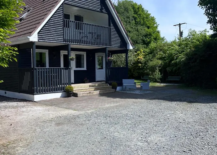 Chalet Cosy Lakeside With Option To Add Private Hot Tub